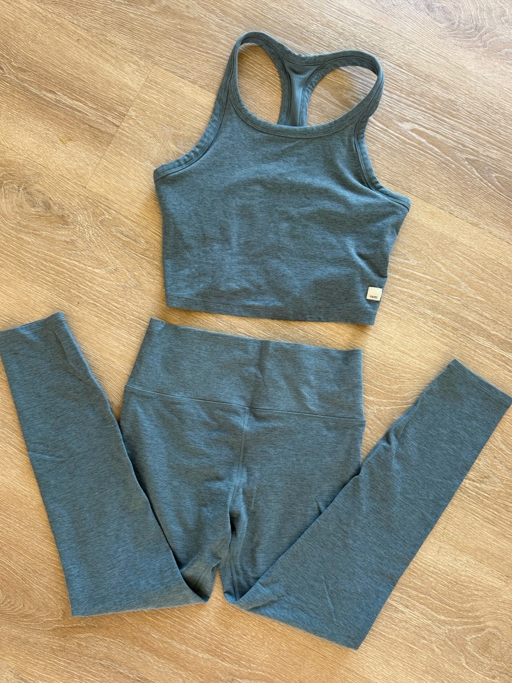 VUORI clean elevation set